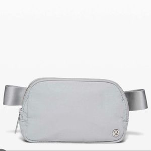 Seal Grey Lululemon Everywhere Belt Bag